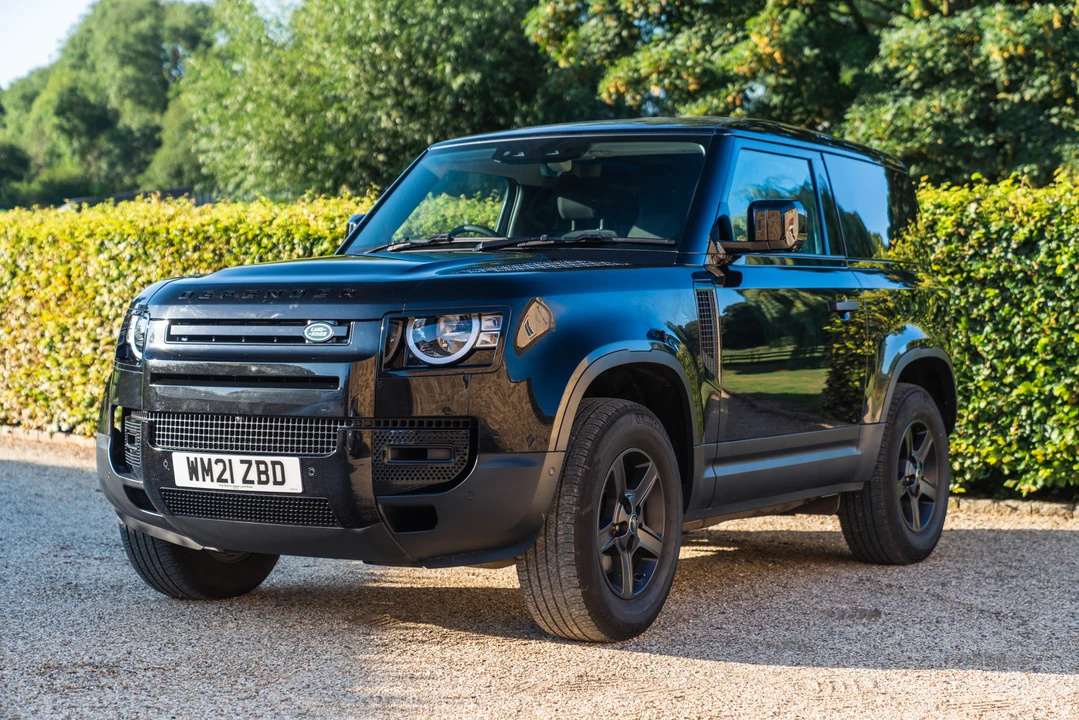 2021 Land Rover Defender 90 - Image 12 of 31