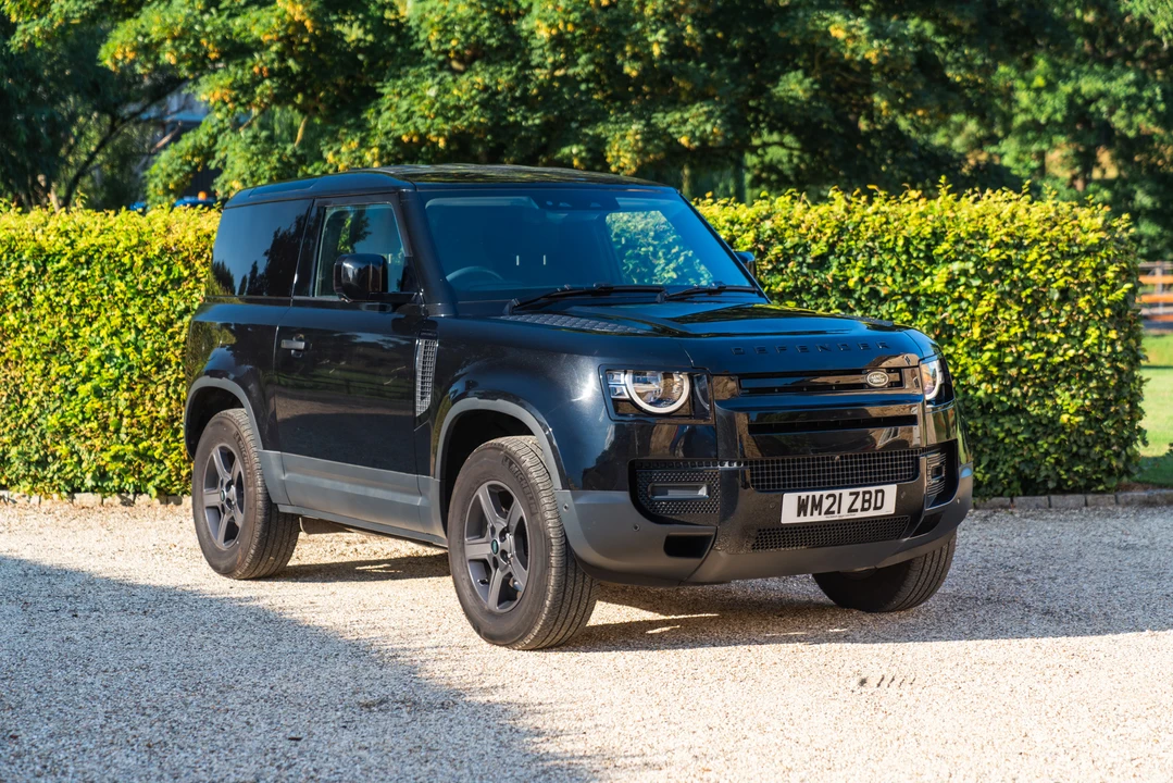 2021 Land Rover Defender 90 - Image 18 of 31