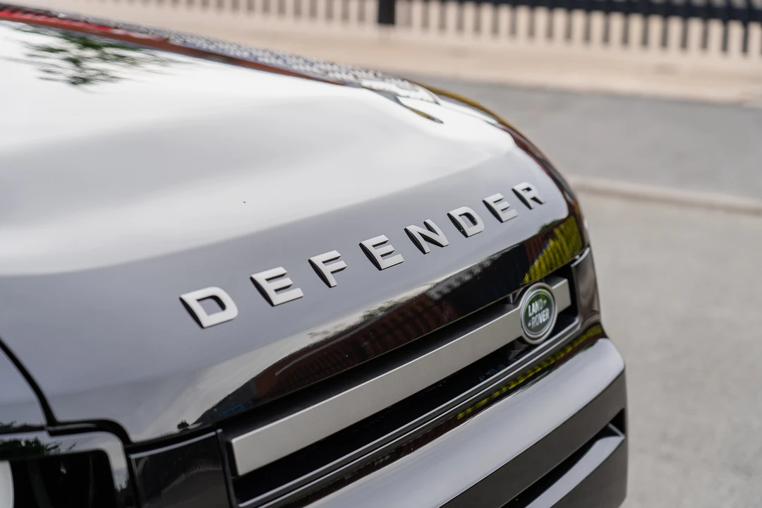 2021 Land Rover Defender 90 - Image 28 of 31