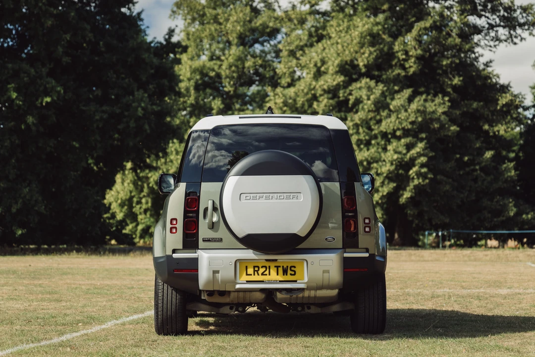 2021 Land Rover Defender 90 - Image 12 of 31