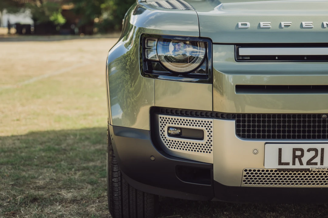 2021 Land Rover Defender 90 - Image 20 of 31