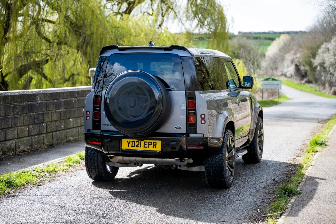 2021 Land Rover Defender 90 - Image 8 of 31