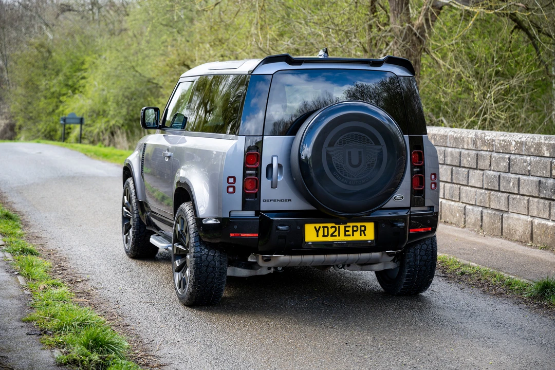 2021 Land Rover Defender 90 - Image 6 of 31