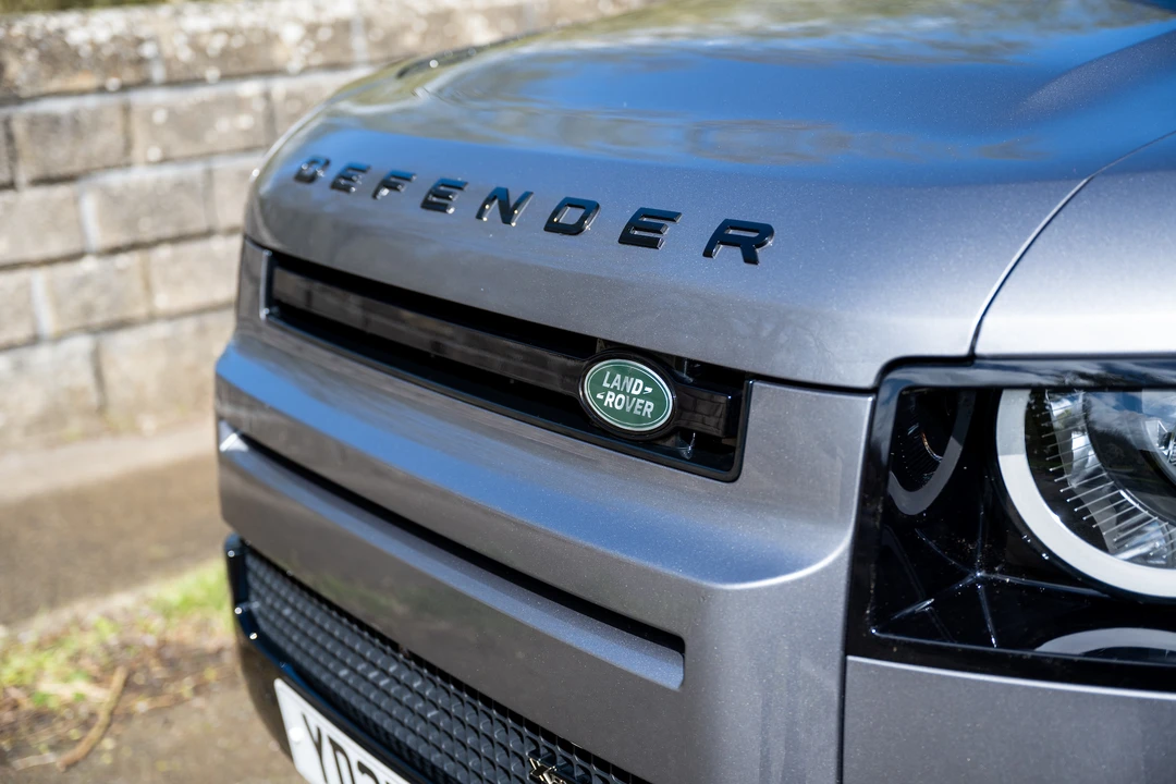 2021 Land Rover Defender 90 - Image 24 of 31