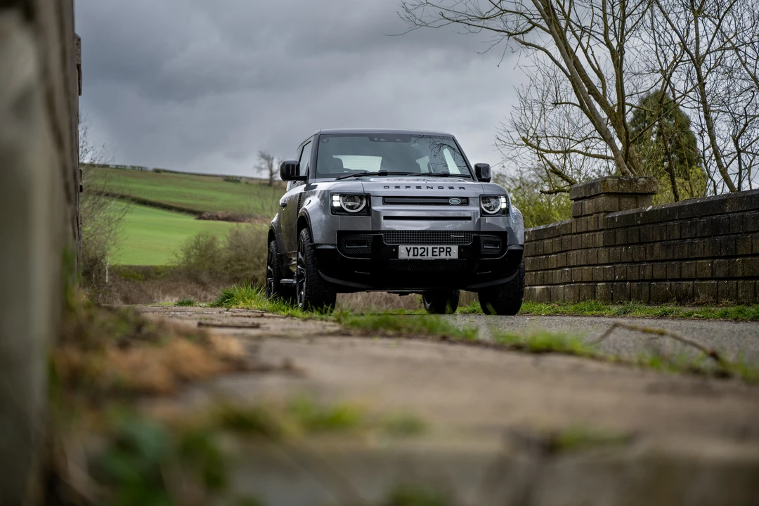 2021 Land Rover Defender 90 - Image 18 of 31