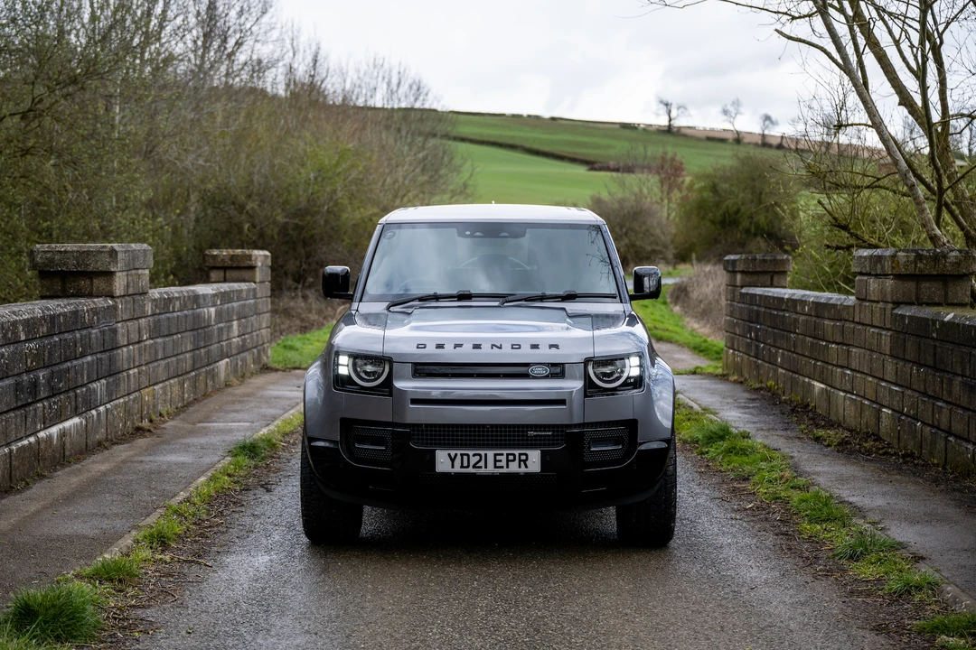 2021 Land Rover Defender 90 - Image 19 of 31
