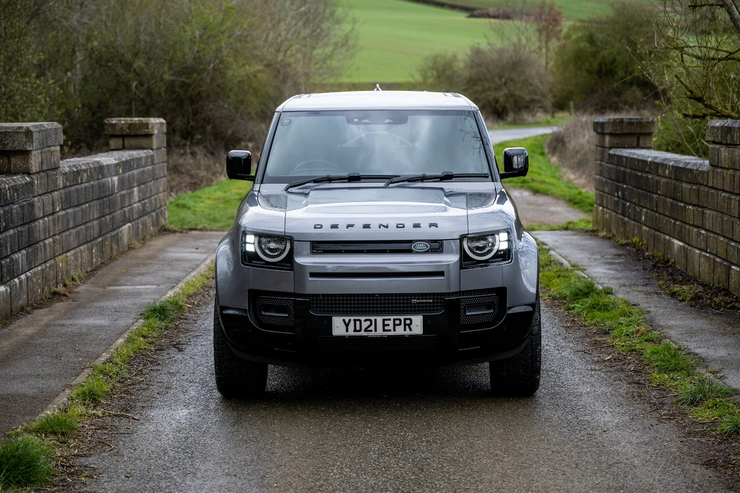2021 Land Rover Defender 90 - Image 3 of 31