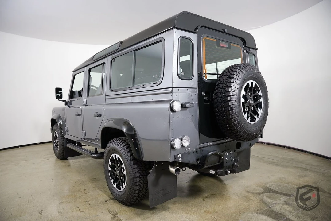 2021 Land Rover Defender L663 - Image 7 of 21