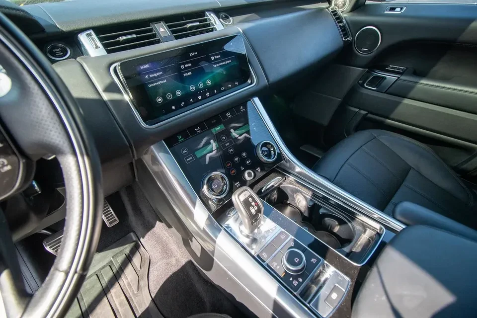 2021 Land Rover Range Rover L405 - Image 12 of 16