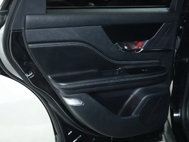 2021 Lincoln Corsair - Image 13 of 20