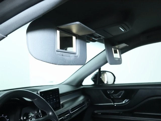 2021 Lincoln Corsair - Image 19 of 20