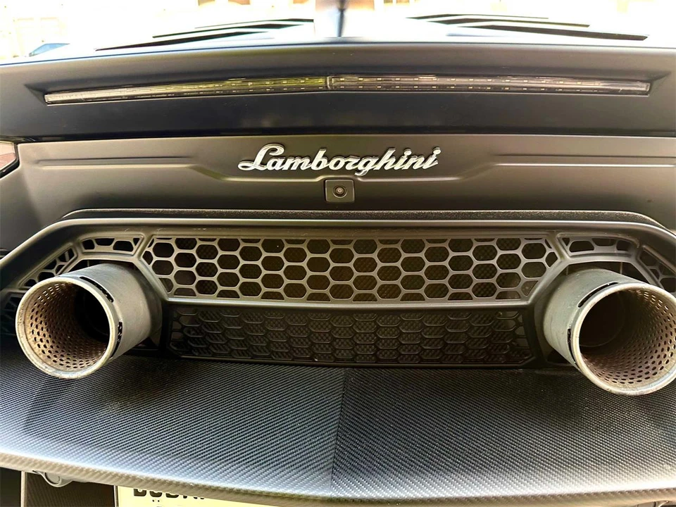 2021 Lamborghini Aventador S LP740-4 - Image 24 of 31