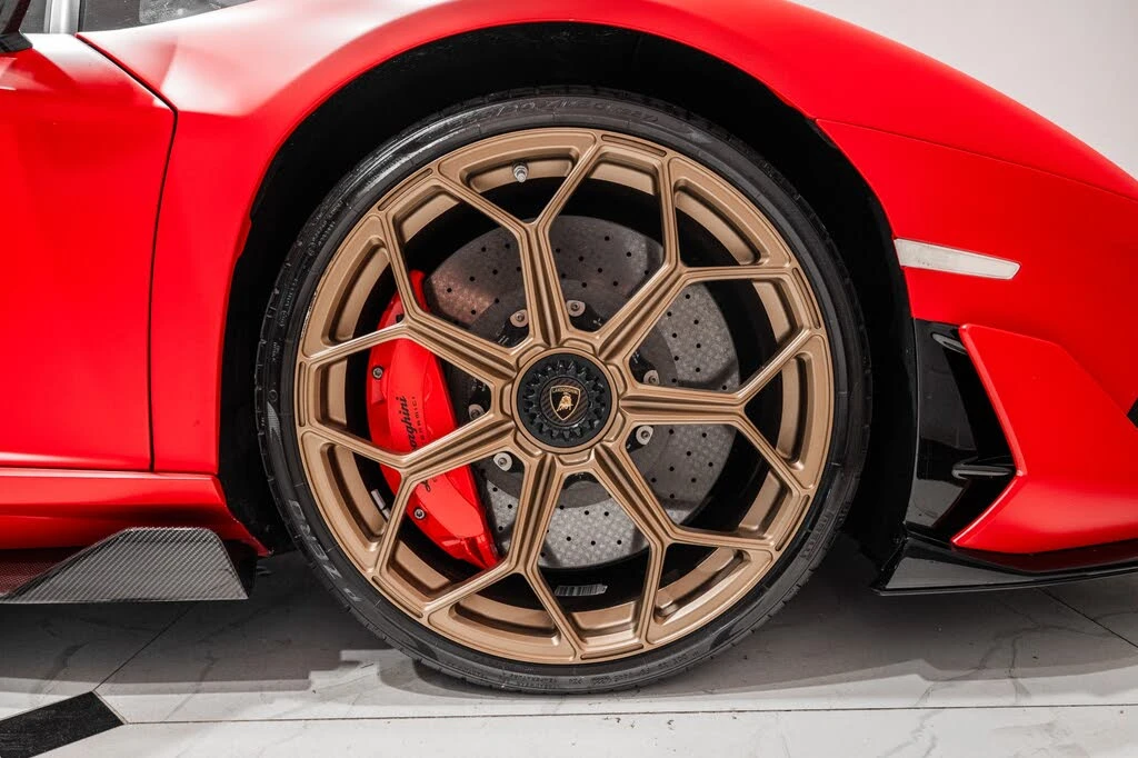 2021 Lamborghini Aventador SVJ LP770-4 - Image 16 of 31