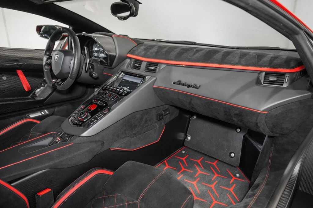 2021 Lamborghini Aventador SVJ LP770-4 - Image 28 of 31