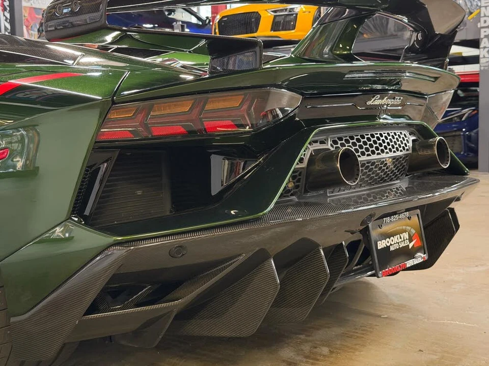 2021 Lamborghini Aventador SVJ LP770-4 - Image 29 of 31