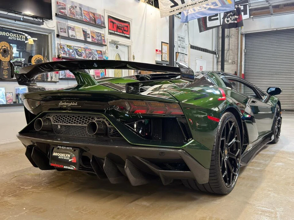 2021 Lamborghini Aventador SVJ LP770-4 - Image 8 of 31