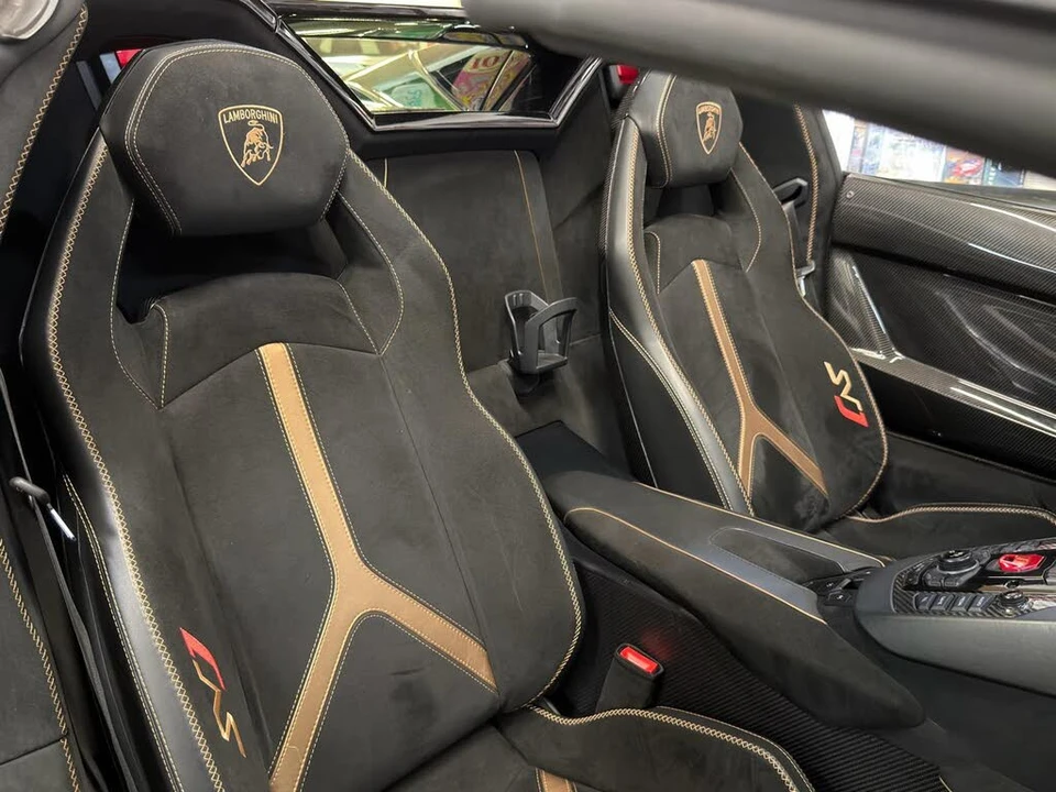 2021 Lamborghini Aventador SVJ LP770-4 - Image 24 of 31