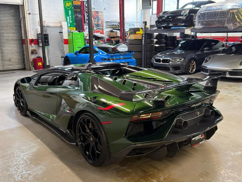 2021 Lamborghini Aventador SVJ LP770-4 - Image 12 of 31