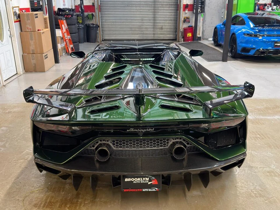 2021 Lamborghini Aventador SVJ LP770-4 - Image 10 of 31