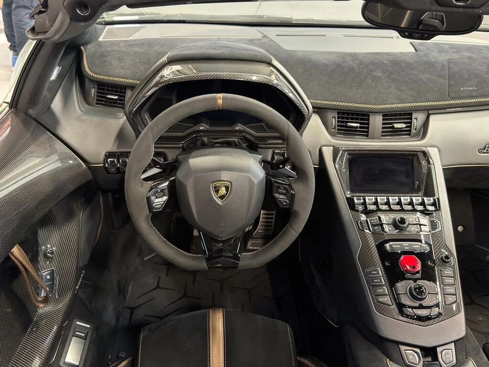 2021 Lamborghini Aventador SVJ LP770-4 - Image 18 of 31
