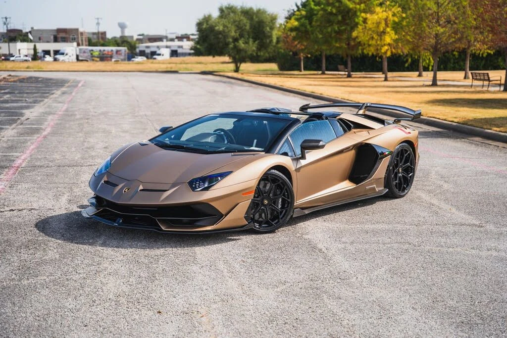 2021 Lamborghini Aventador SVJ LP770-4 - Image 2 of 31