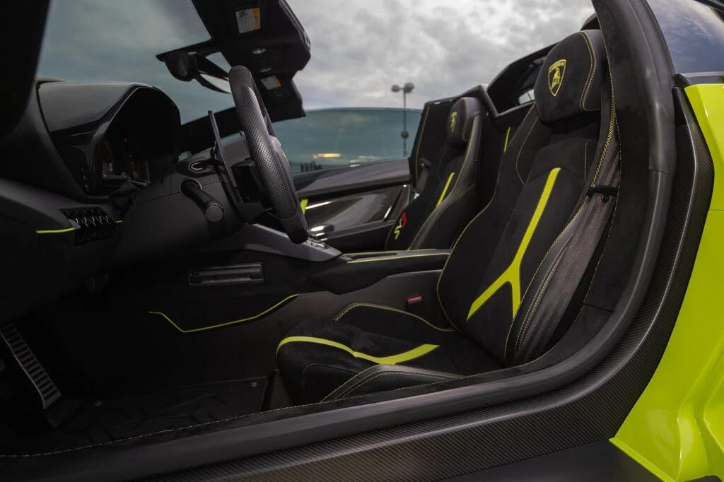 2021 Lamborghini Aventador SVJ LP770-4 - Image 10 of 20