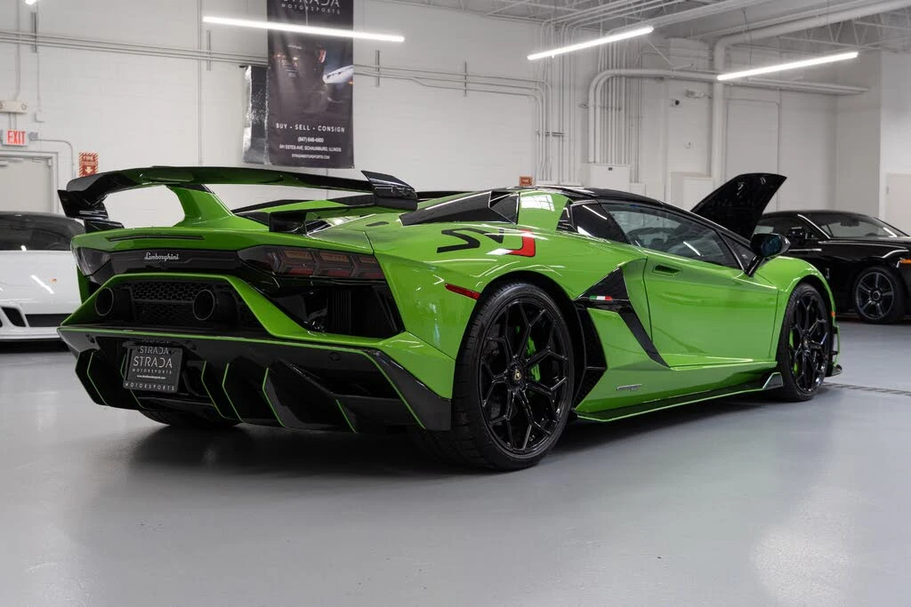 2021 Lamborghini Aventador SVJ LP770-4 - Image 14 of 31