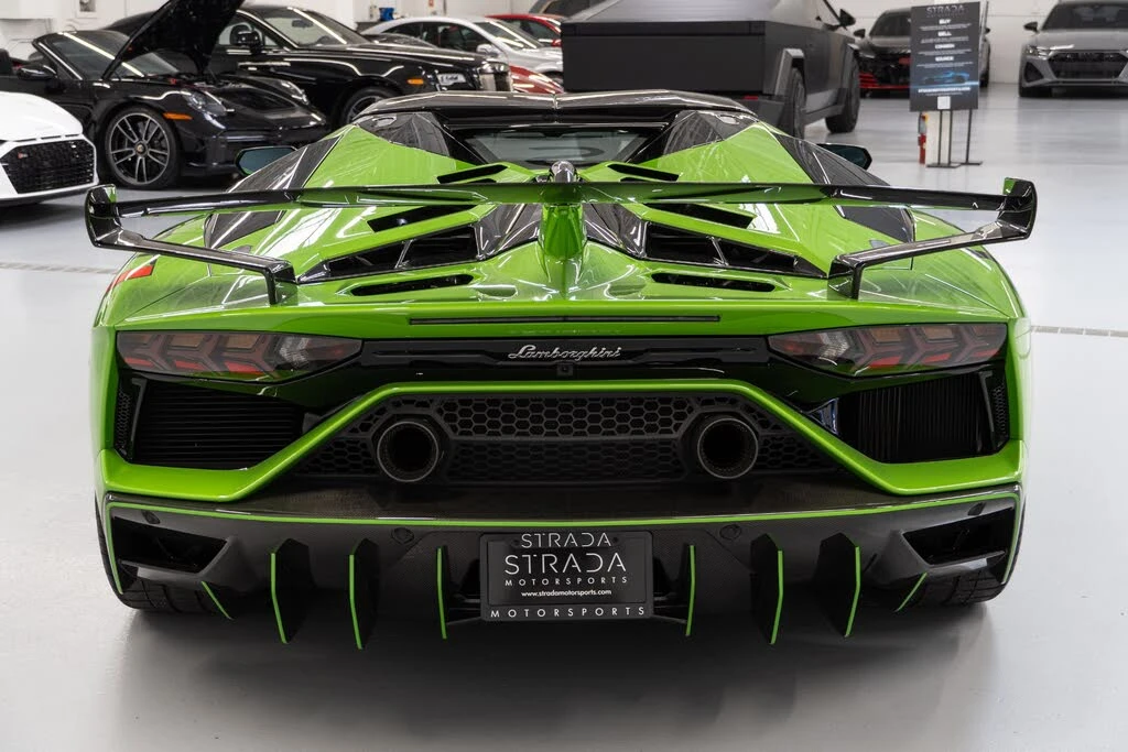 2021 Lamborghini Aventador SVJ LP770-4 - Image 11 of 31