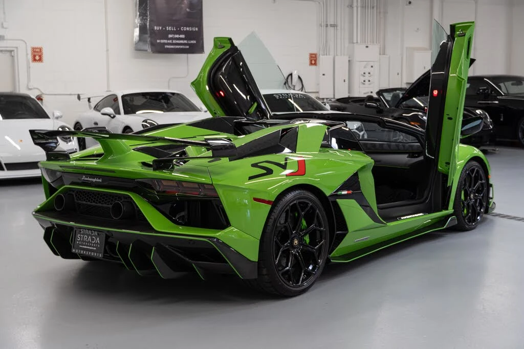 2021 Lamborghini Aventador SVJ LP770-4 - Image 15 of 31