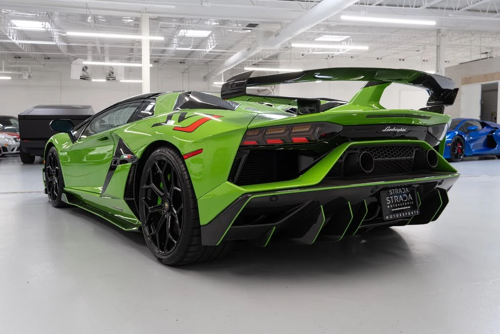 2021 Lamborghini Aventador SVJ LP770-4 - Image 8 of 31
