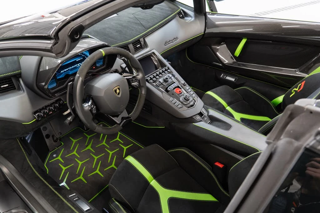 2021 Lamborghini Aventador SVJ LP770-4 - Image 21 of 31