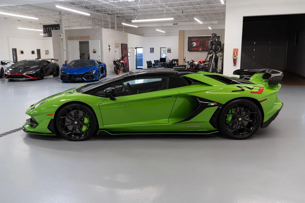 2021 Lamborghini Aventador SVJ LP770-4 - Image 5 of 31