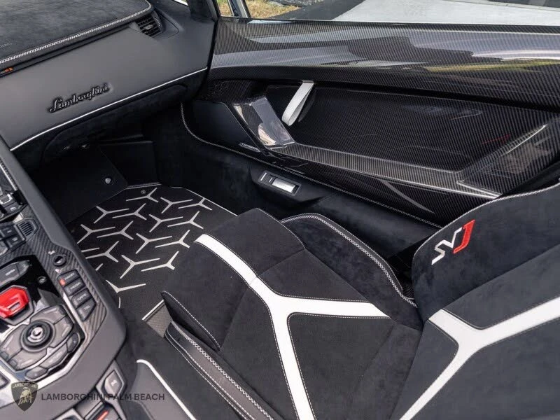 2021 Lamborghini Aventador SVJ LP770-4 - Image 20 of 31