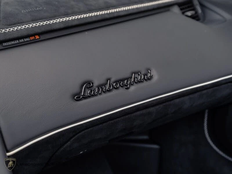 2021 Lamborghini Aventador SVJ LP770-4 - Image 21 of 31