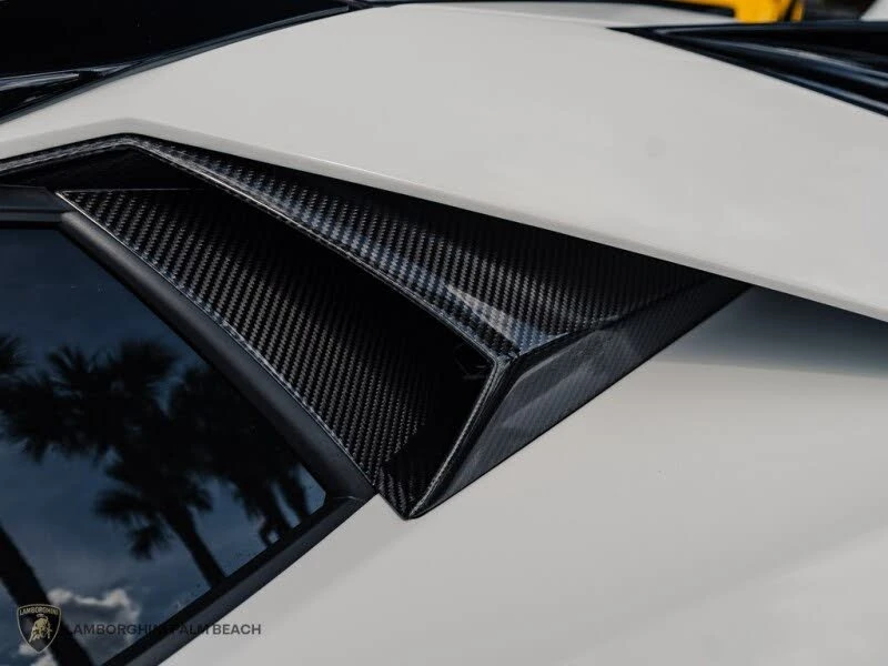 2021 Lamborghini Aventador SVJ LP770-4 - Image 16 of 31
