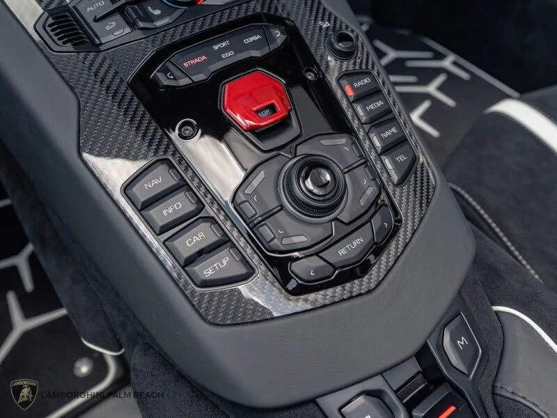 2021 Lamborghini Aventador SVJ LP770-4 - Image 27 of 31
