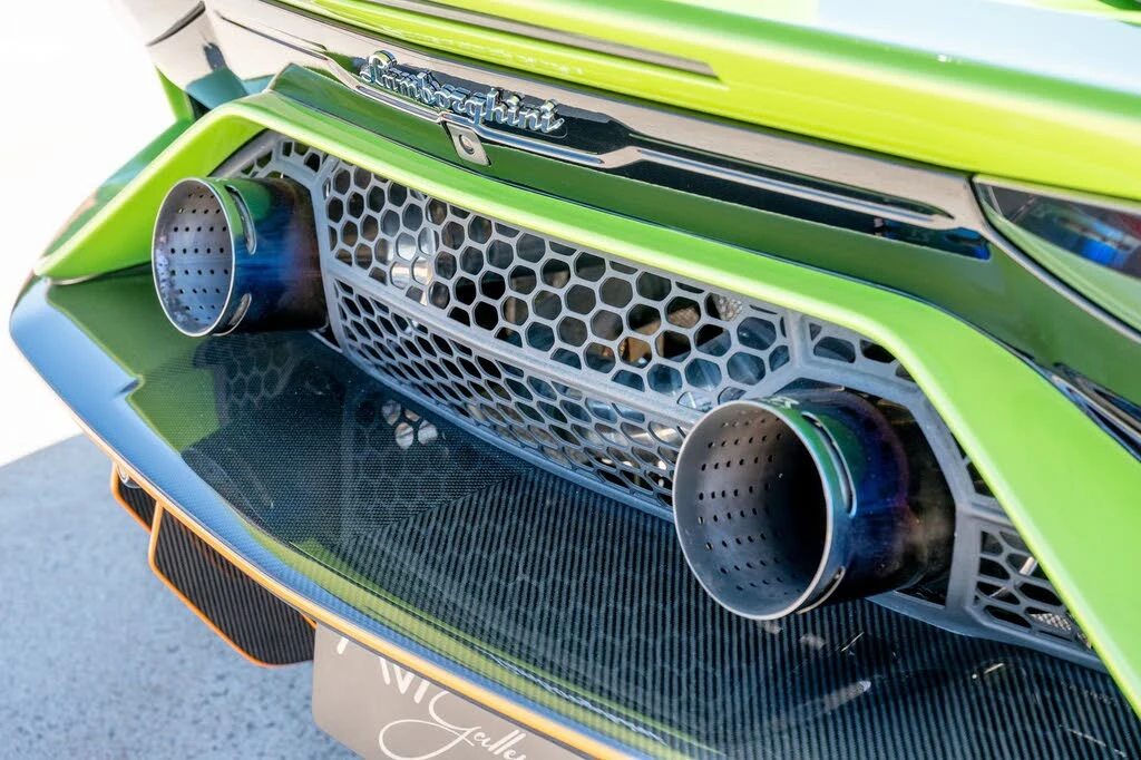 2021 Lamborghini Aventador SVJ LP770-4 - Image 16 of 31