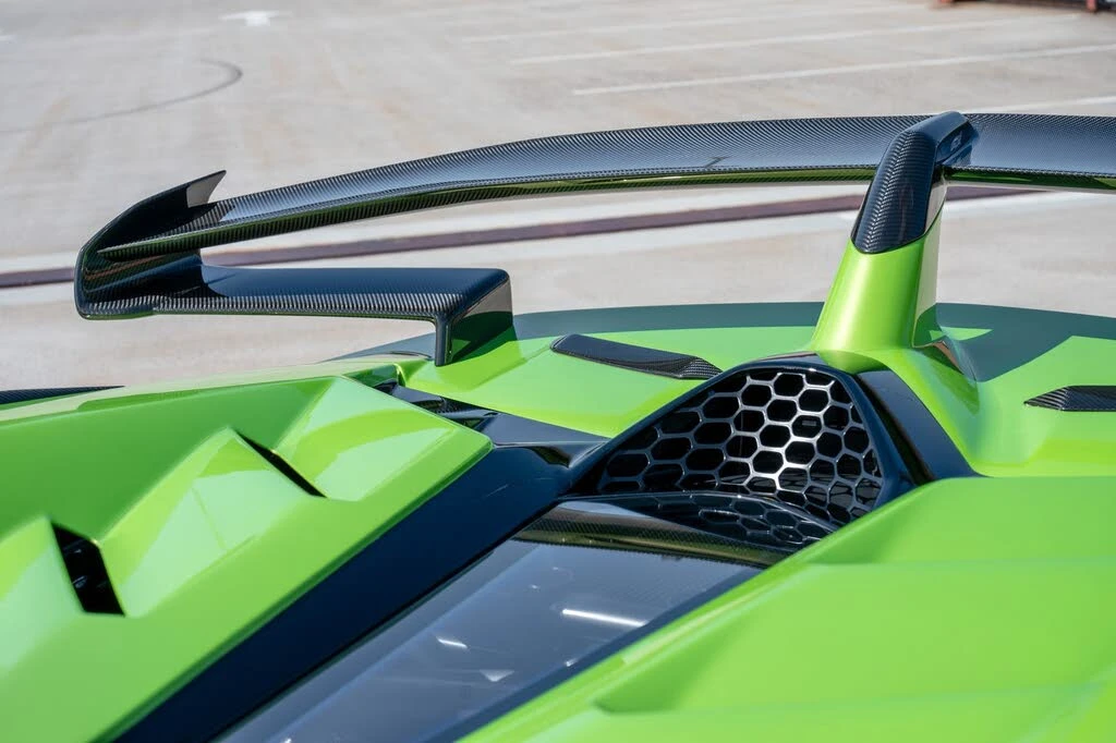 2021 Lamborghini Aventador SVJ LP770-4 - Image 18 of 31