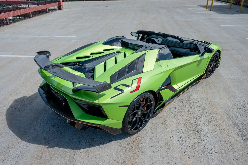 2021 Lamborghini Aventador SVJ LP770-4 - Image 9 of 31