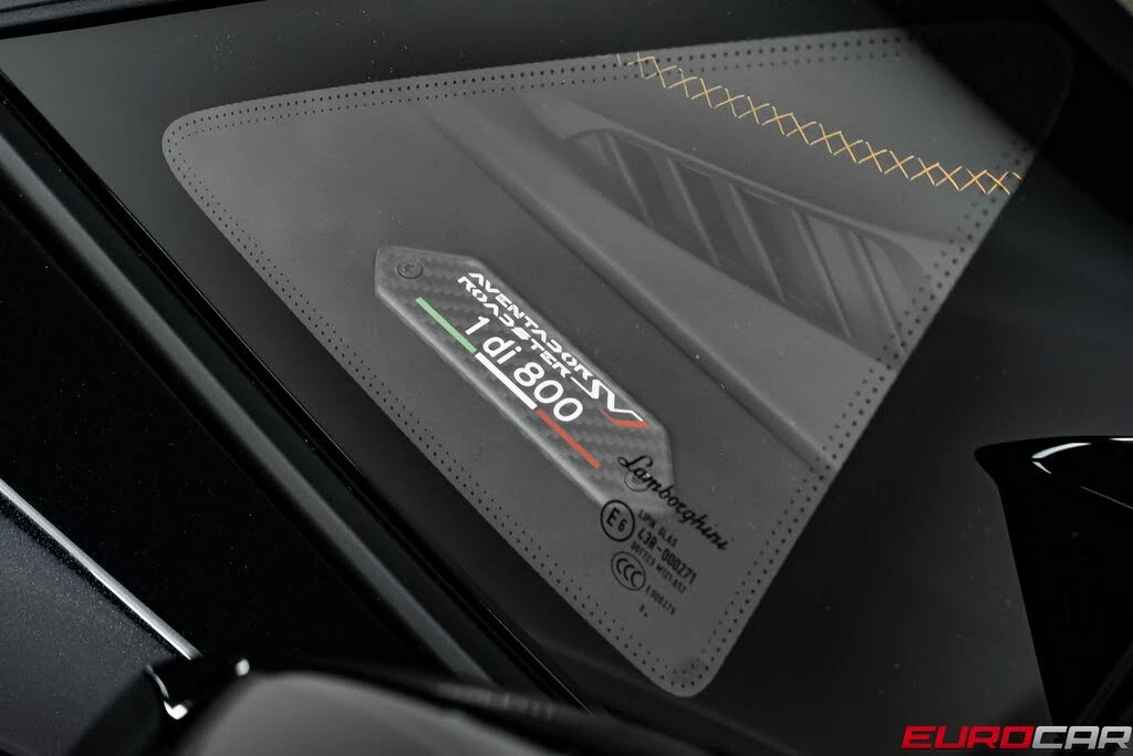 2021 Lamborghini Aventador SVJ LP770-4 Roadster - Image 20 of 31