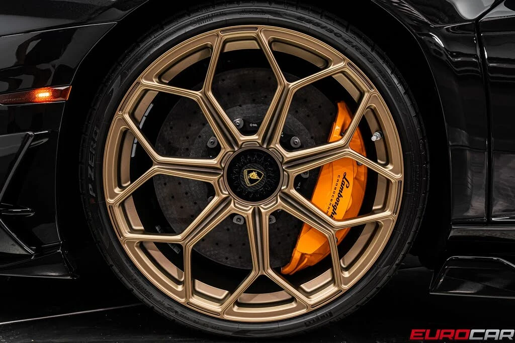 2021 Lamborghini Aventador SVJ LP770-4 Roadster - Image 31 of 31