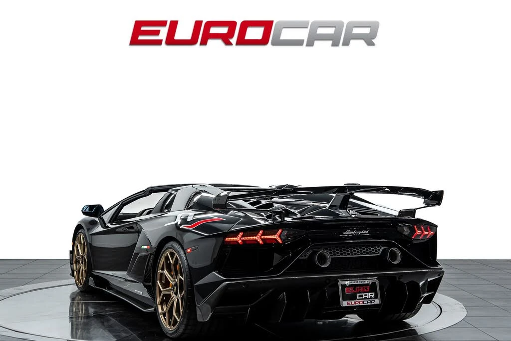 2021 Lamborghini Aventador SVJ LP770-4 Roadster - Image 4 of 31