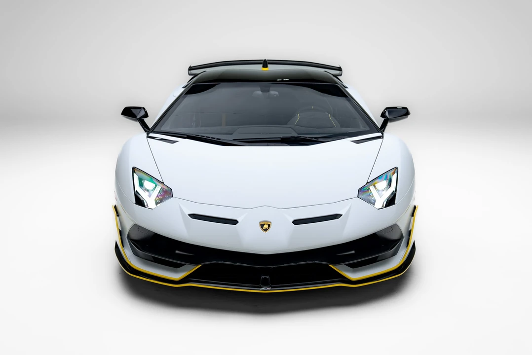 2021 Lamborghini Aventador SVJ LP770-4 - Image 3 of 31