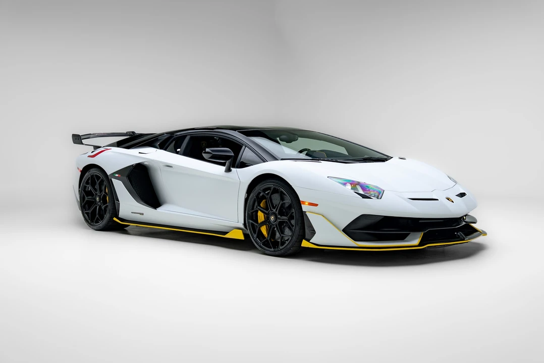 2021 Lamborghini Aventador SVJ LP770-4 - Image 17 of 31