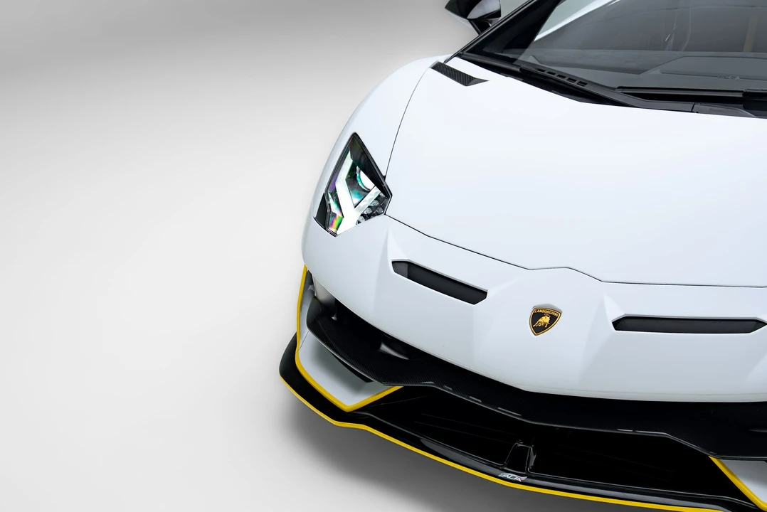 2021 Lamborghini Aventador SVJ LP770-4 - Image 27 of 31