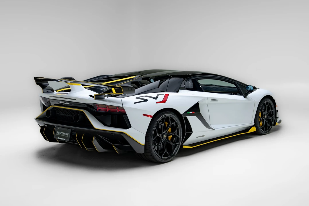 2021 Lamborghini Aventador SVJ LP770-4 - Image 16 of 31