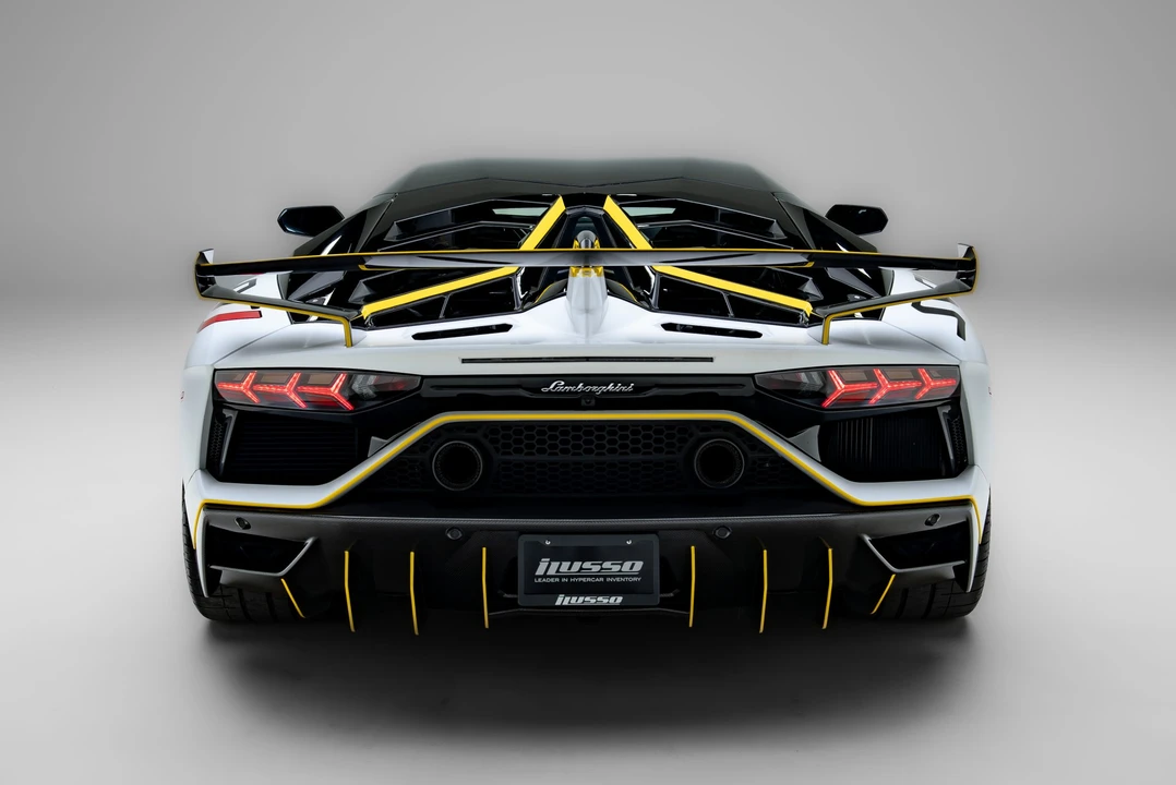 2021 Lamborghini Aventador SVJ LP770-4 - Image 13 of 31