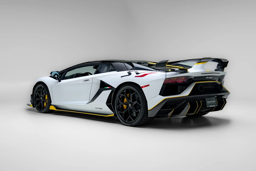 2021 Lamborghini Aventador SVJ LP770-4 - Image 12 of 31