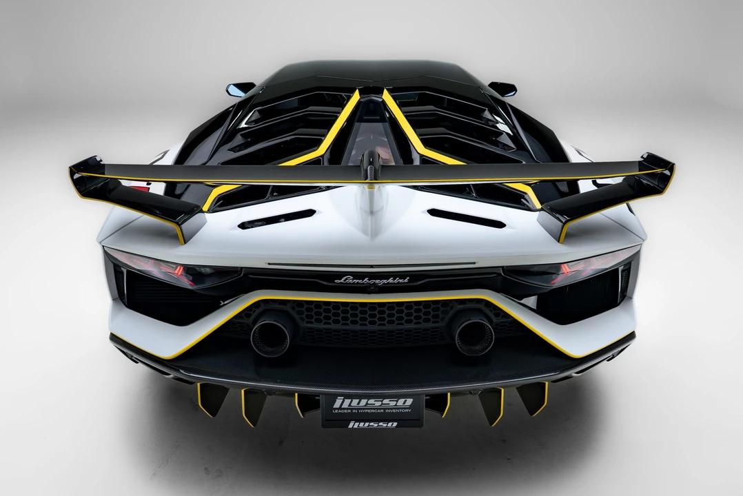 2021 Lamborghini Aventador SVJ LP770-4 - Image 23 of 31
