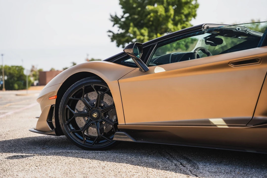 2021 Lamborghini Aventador S LP740-4 Roadster - Image 25 of 31